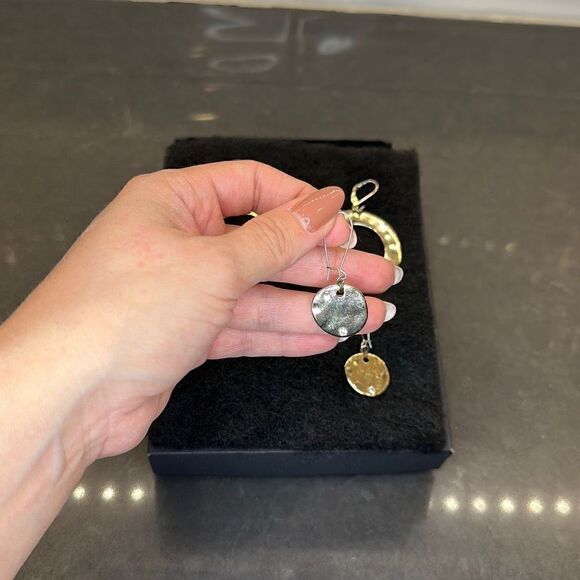 Fashion Jewelry Bundle- Earrings - Picture 5 of 8